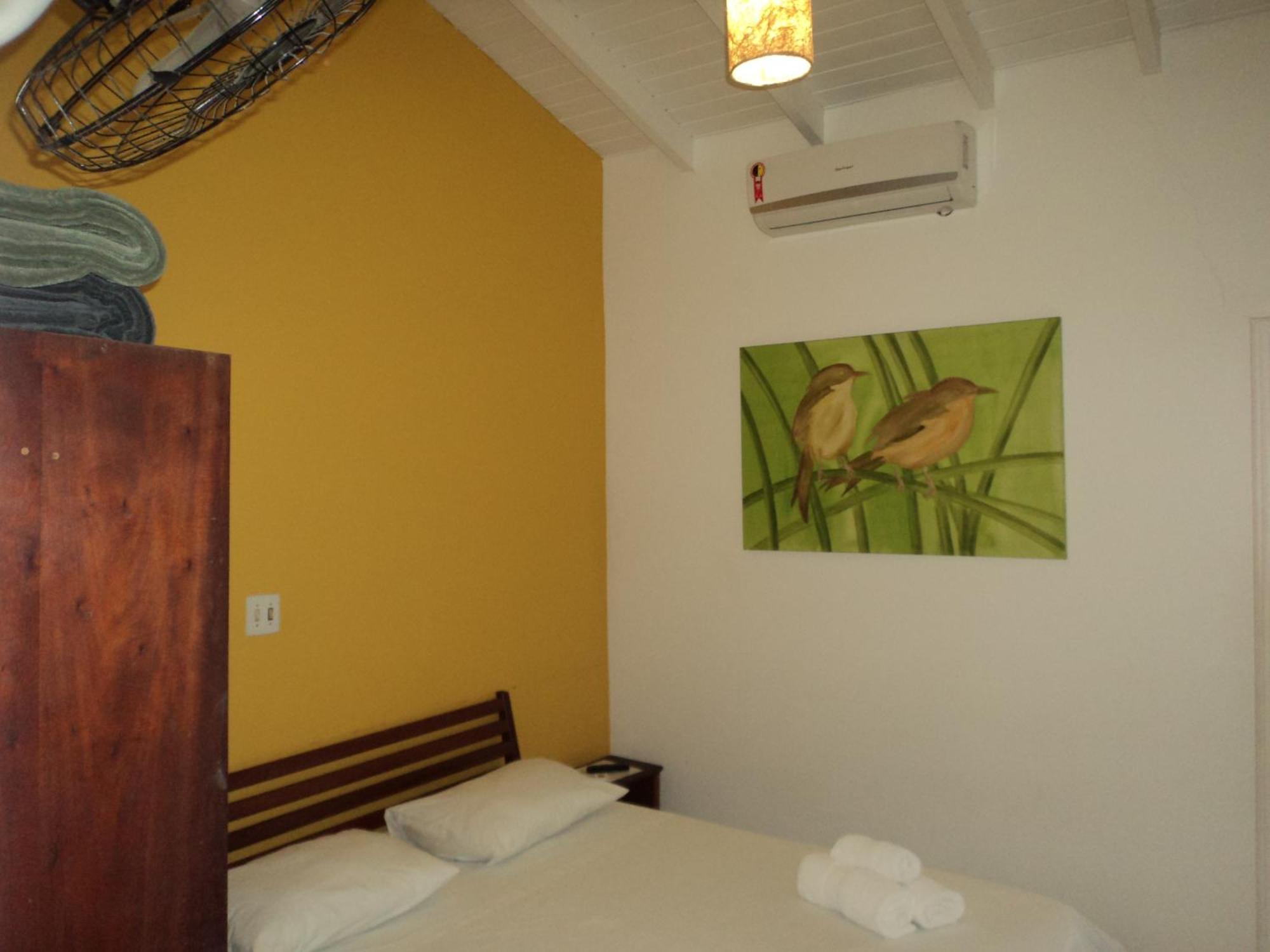 Pousadinha Ubatuba Quarto foto